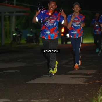 Runner Photo 6039091