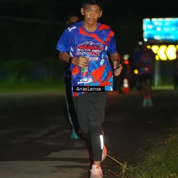 Runner Photo 6039092