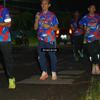 Runner Photo 6039093