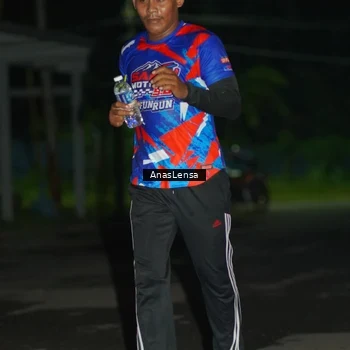 Runner Photo 6039105