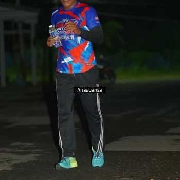 Runner Photo 6039107