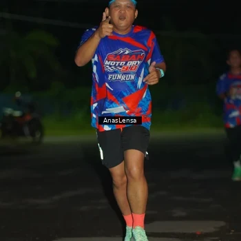 Runner Photo 6039111