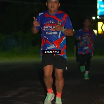 Runner Photo 6039117