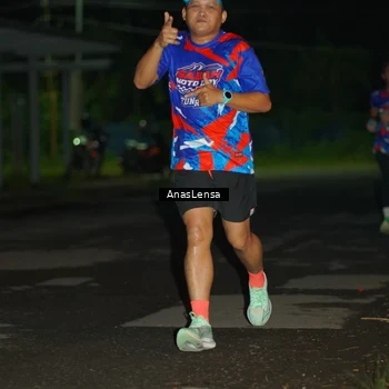 Runner Photo 6039118