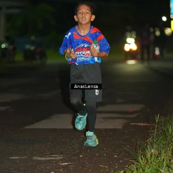 Runner Photo 6039134