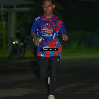 Runner Photo 6039136
