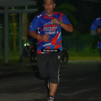 Runner Photo 6039145