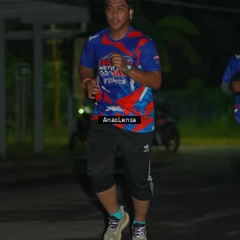 Runner Photo 6039151