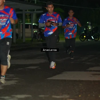 Runner Photo 6039155