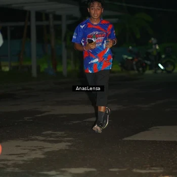 Runner Photo 6039160