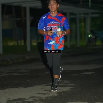 Runner Photo 6039163