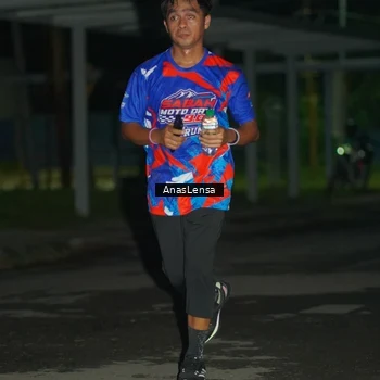 Runner Photo 6039166