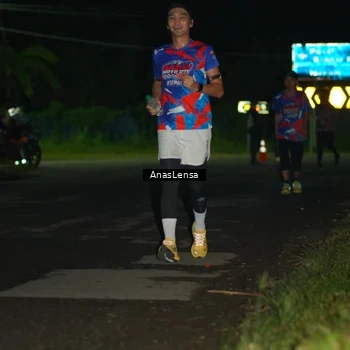 Runner Photo 6039188