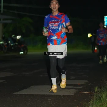 Runner Photo 6039190