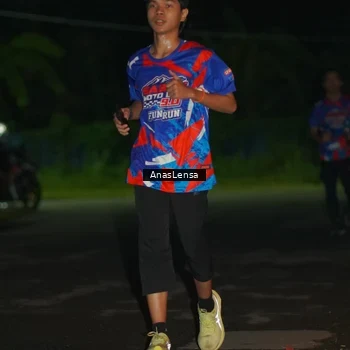 Runner Photo 6039201