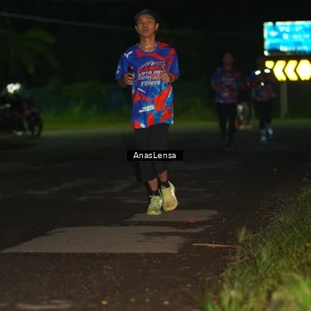 Runner Photo 6039206
