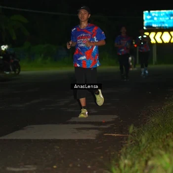 Runner Photo 6039208