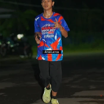 Runner Photo 6039211
