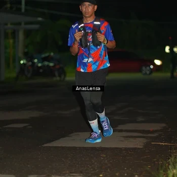 Runner Photo 6039222