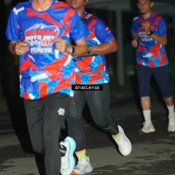 Runner Photo 6039250