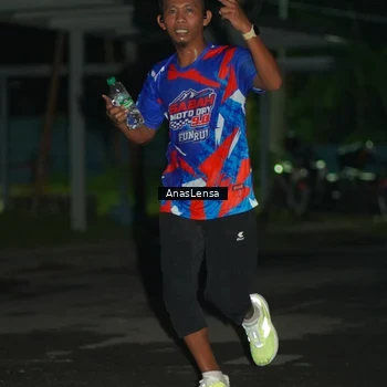 Runner Photo 6039253