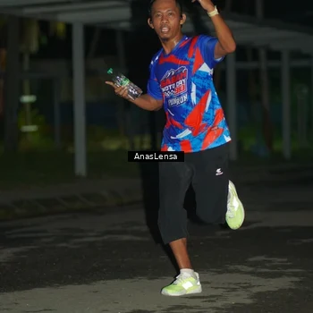 Runner Photo 6039259