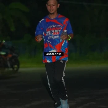 Runner Photo 6039260