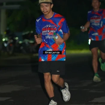 Runner Photo 6039268