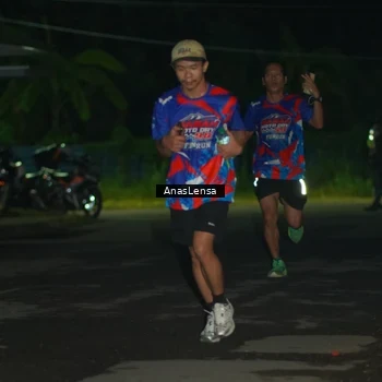 Runner Photo 6039271