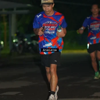 Runner Photo 6039274