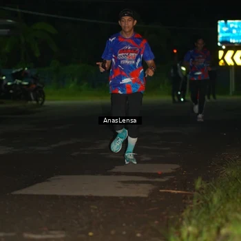 Runner Photo 6039276