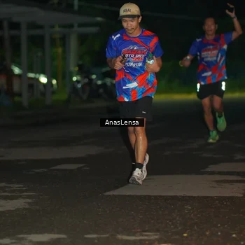 Runner Photo 6039277