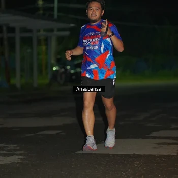 Runner Photo 6039283