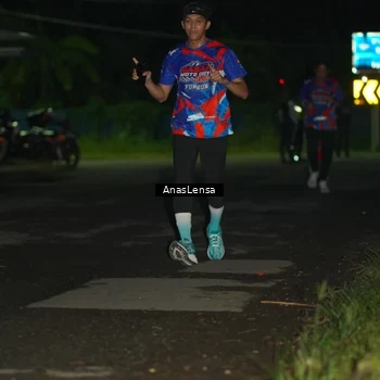 Runner Photo 6039289