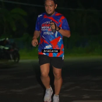 Runner Photo 6039298