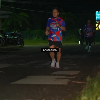 Runner Photo 6039299
