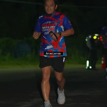 Runner Photo 6039301
