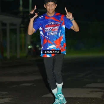 Runner Photo 6039303