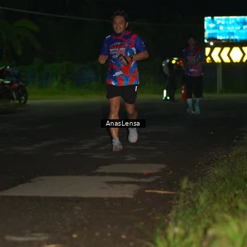 Runner Photo 6039304