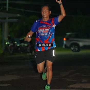 Runner Photo 6039308