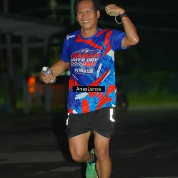 Runner Photo 6039309