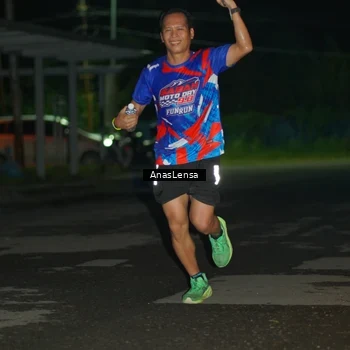 Runner Photo 6039311