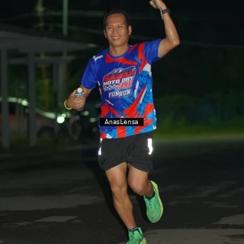 Runner Photo 6039316