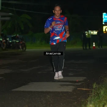 Runner Photo 6039318