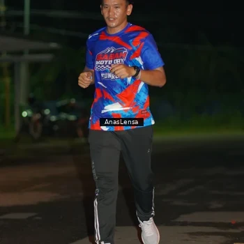 Runner Photo 6039321