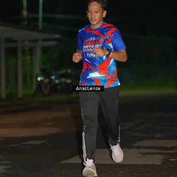 Runner Photo 6039322