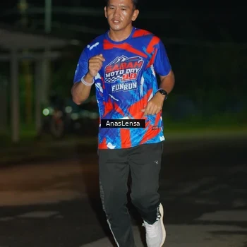Runner Photo 6039330