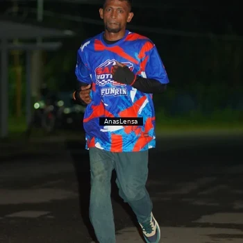 Runner Photo 6039335
