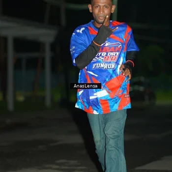Runner Photo 6039346
