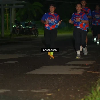 Runner Photo 6039347